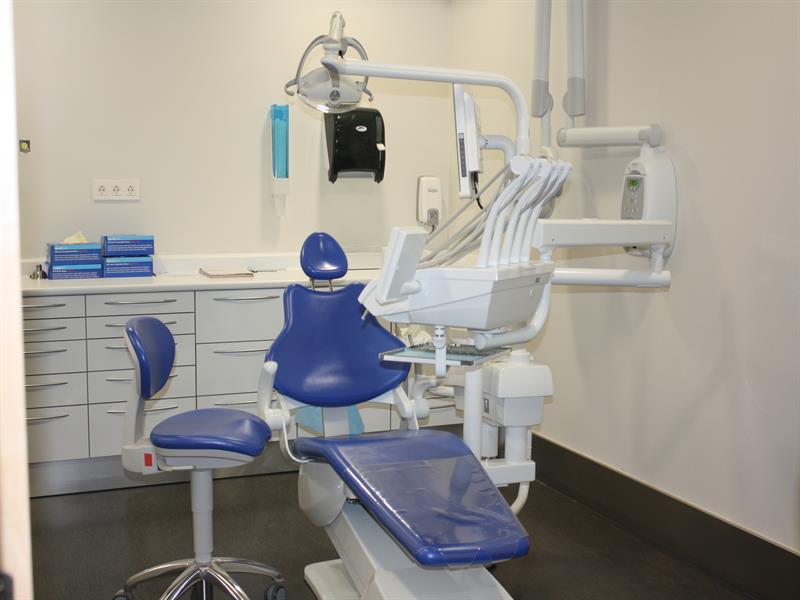 Servicio Odontología y Cirugía Oral Clínica Santa Elena