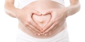 ¿Perjudica la hernia umbilical al embarazo?